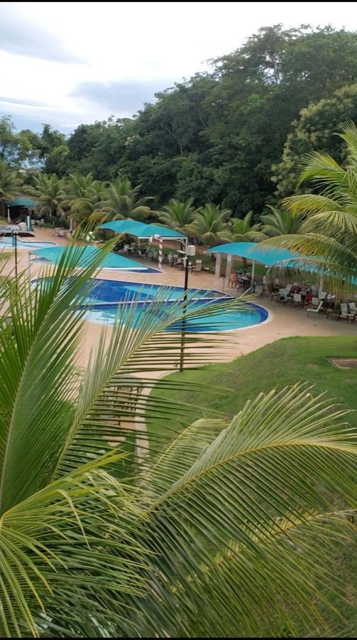 Aldeia Do Lago Caldas Novas Lindo Apt Com Cozinha Mobilia Nova Pode Levar Bebidas Na Area Das Piscinas Exterior foto